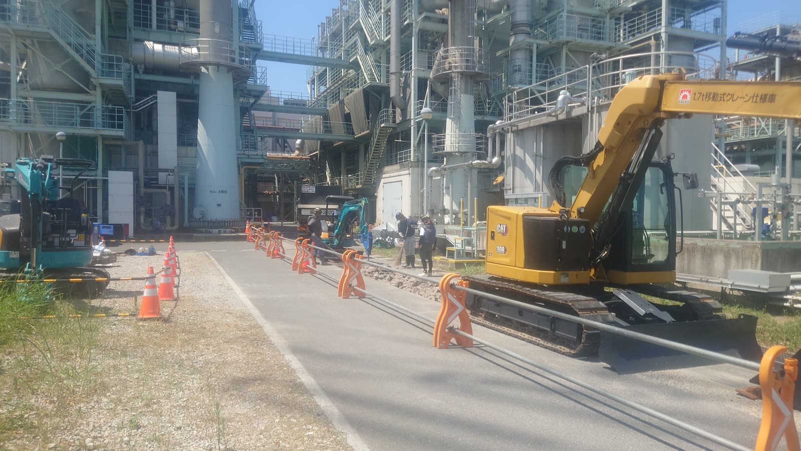 汚泥処理施設 管路掘削付設工事