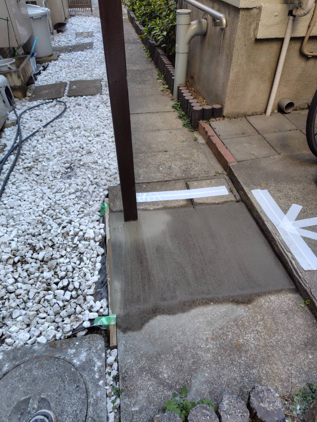 フラット中馬込改修工事 木戸柱建込み